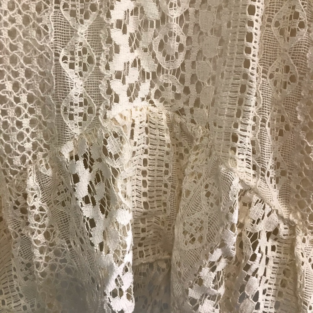 Decorated originals brand cream lace skirt sz large - Picture 3 of 3